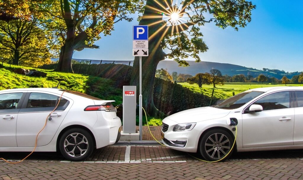 Are There Developments In Electric Vehicle Fleet Management?
